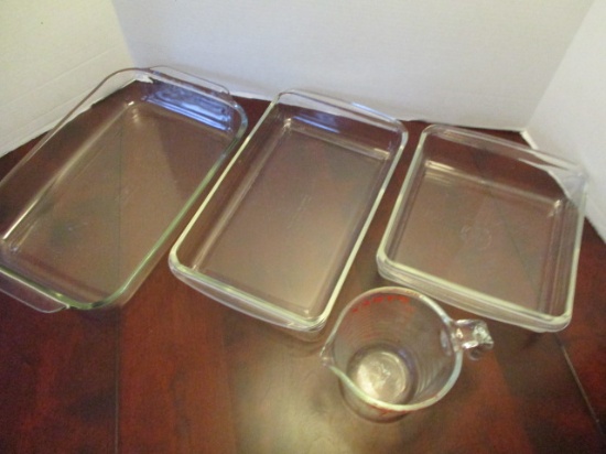 Pyrex 2 Cup Measuring Cup and 3 Baking Dishes