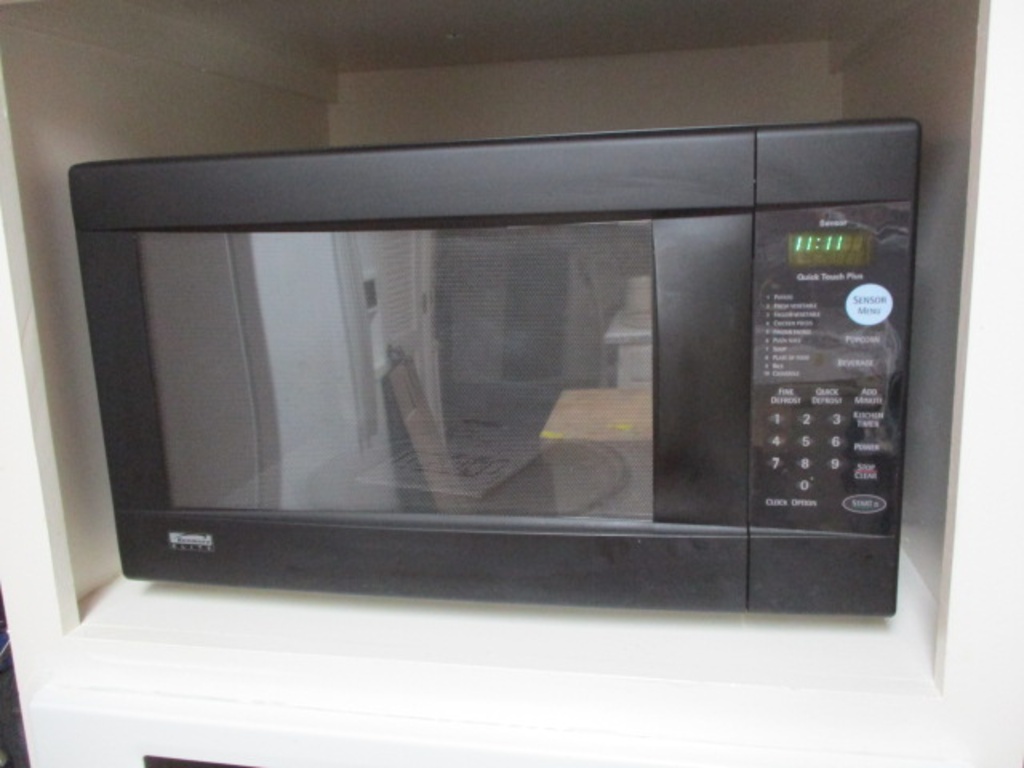 Kenmore Elite Countertop Microwave Oven Auctions Online Proxibid