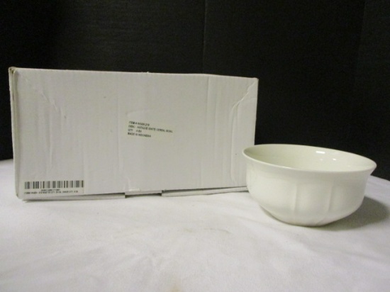 Mikasa 'Antique White' 4 PC Bowl Set in box