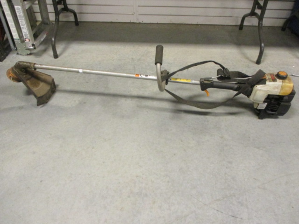 Ryobi 31cc String Trimmer | Estate & Personal Property Personal Property |  Online Auctions | Proxibid