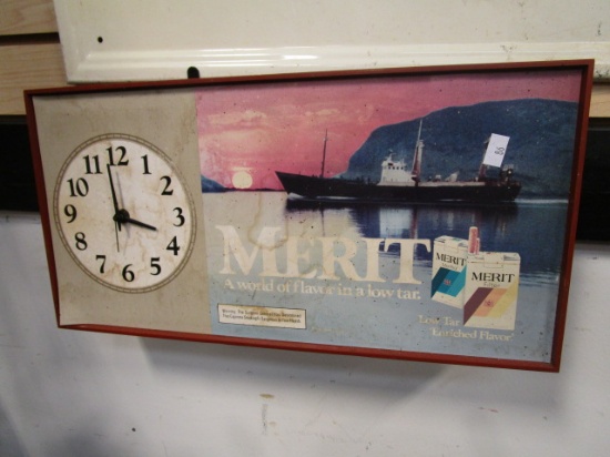 1984 Phillip Morris, Inc. Merit Quartz Clock