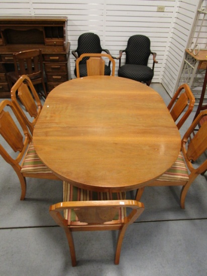 B.F. Huntley Dining Table with Leaf and Six Chairs