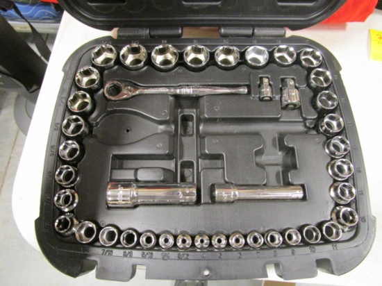 Husky 55pc. 1/4" and 3/8" Drive PASS THROUGH Mechanics Tool Set