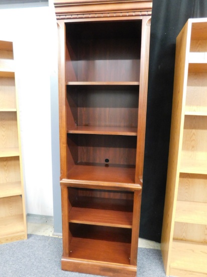 BookCase with adj. Shelves