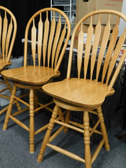 Pair Bar Stools swivel Seats