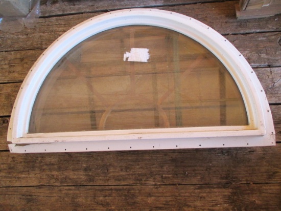 New Construction Vinyl Clad Exterior Arch Window