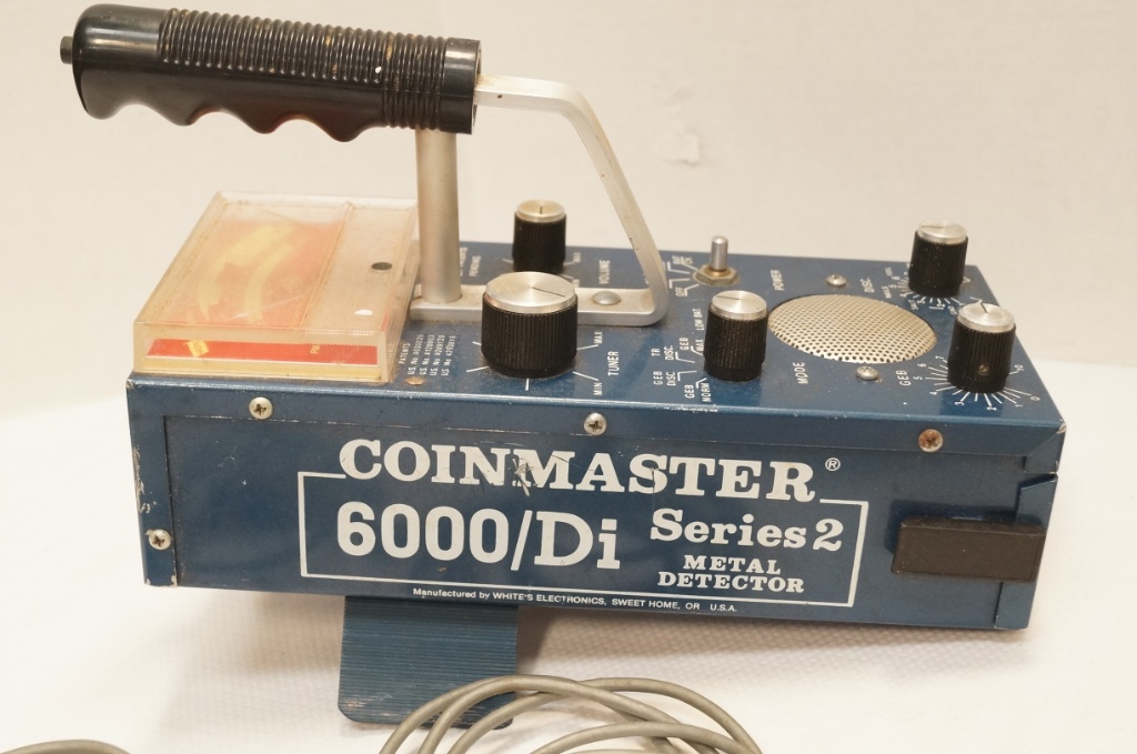 Coinmaster 6000/Di Series 2 Metal Detector w/ 2 White's Discs | Guns &  Military Artifacts Gun Parts | Online Auctions | Proxibid