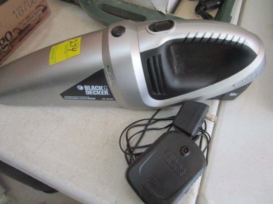Black & Decker Hand Held Vacuum w/ charger