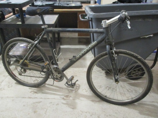 Cannondale CAD2/F500 Bicycle | Estate & Personal Property Sporting Goods  Outdoor Sports Equipment Bikes | Online Auctions | Proxibid