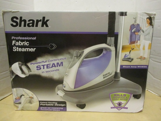 Shark Professional Fabric Steamer