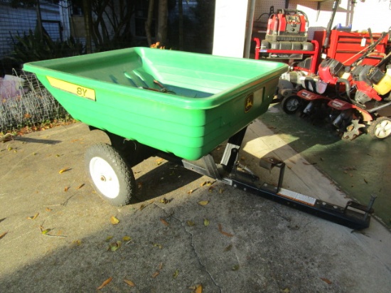 John Deere 8Y Pull Behind Tilt Cart