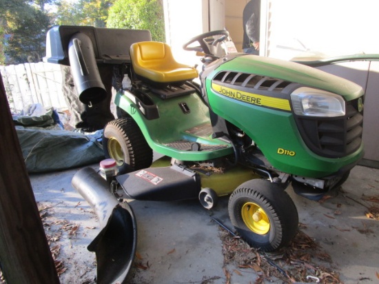 John Deere D110 Yard Tractor with Bagger