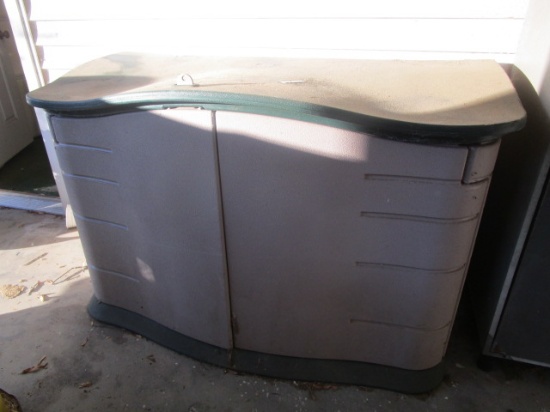Rubbermaid Horizontal Storage Shed