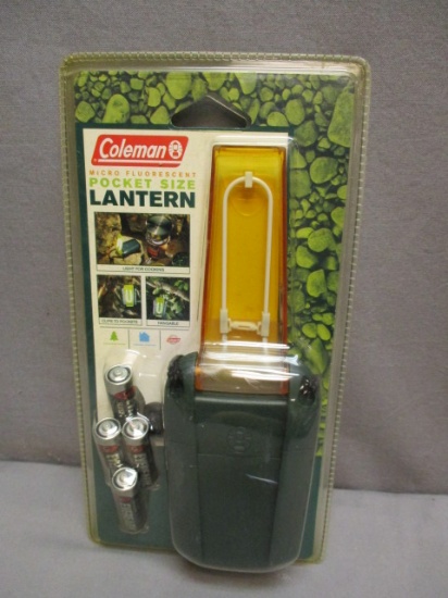 New Coleman Pocket Size Lantern - Micro Fluorescent