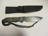 Nice & New Frost Cutlery Hunting Knife in Sheath