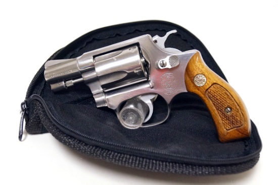 Excellent MINT 1985 S&W Model 60 "No-Dash" Snub Nose .38 S&W SPL Revolver