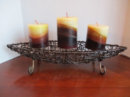 Canoe Shaped Pillar Candleholder with Three Candles