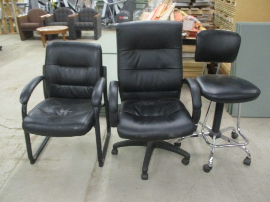 Black Rolling Chair with Foot Rest, Rolling High Back Office Chair and Lobby Chair