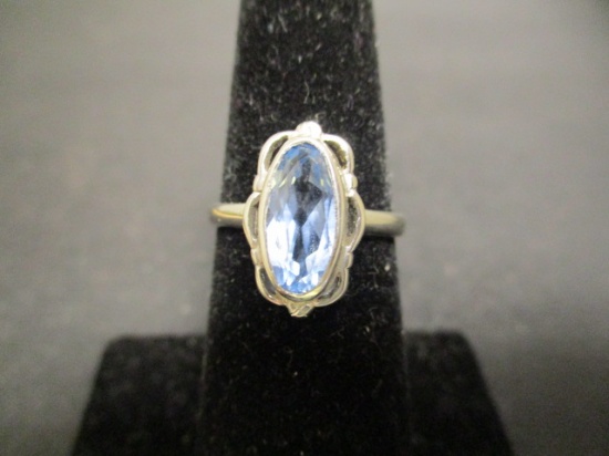 10k White Gold Blue Topaz Ring