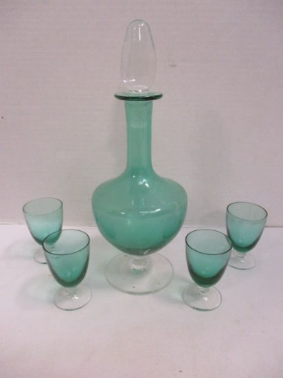 Green Art Glass Decanter with Clear Glass Stopper/Foot Decanter and Four Cordials