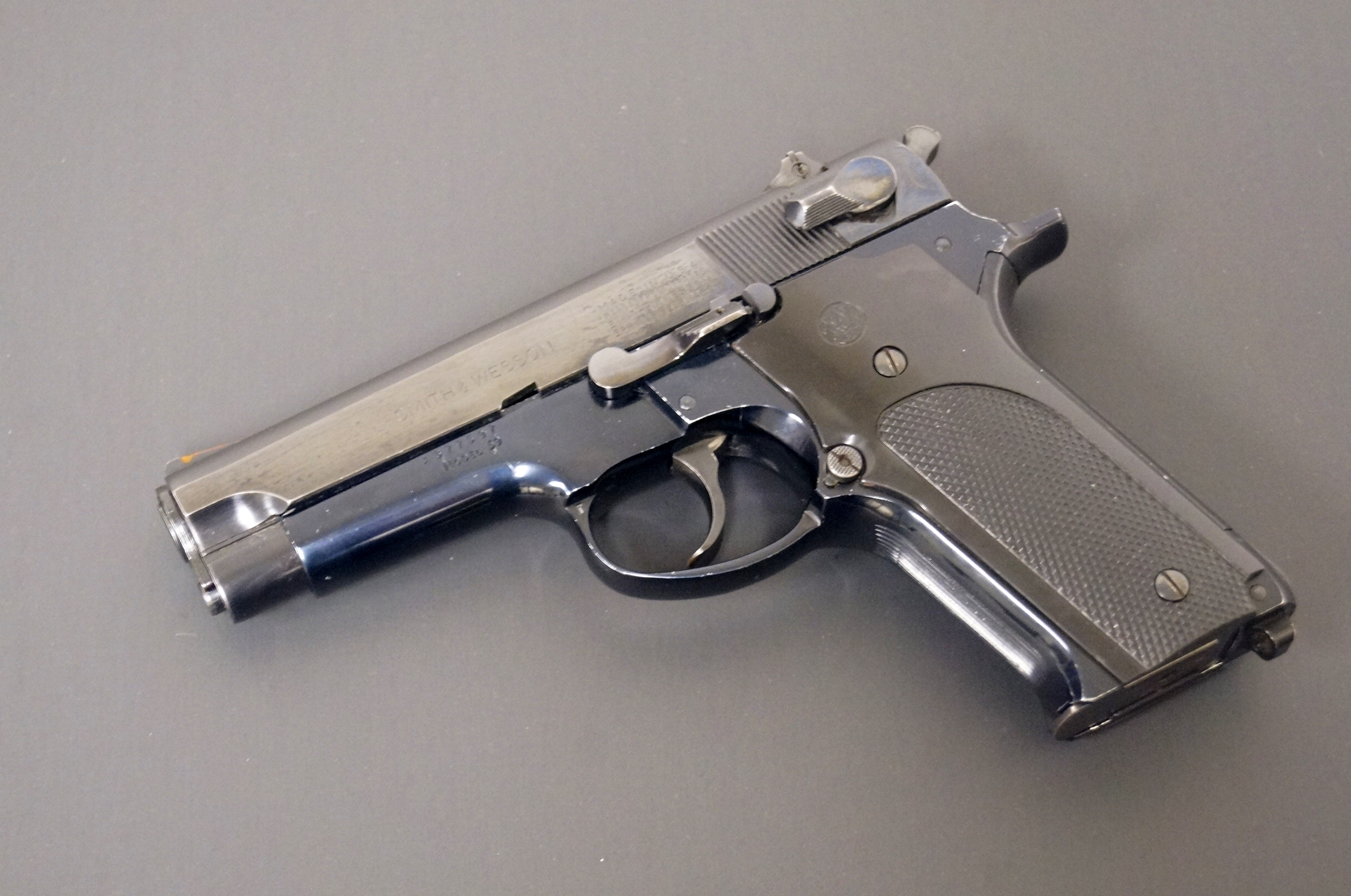 1977 S&W Model 59 Steel Frame 9mm Semi-Automatic | Proxibid