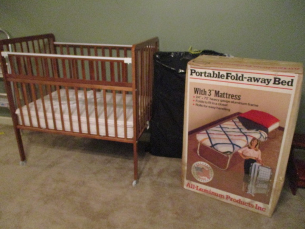 fold away crib