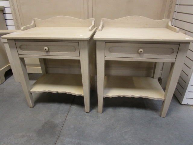 Broyhill painters shed collection online