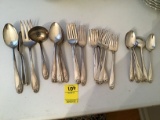 Group of Rogers Brothers Daffodil Silver Plate Flatware