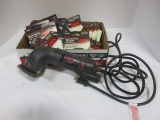 Skil Corner Detail Sander with Sandpaper