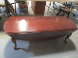 Mahogany Finish Drop Leaf Coffee Table with Queen Anne Style Legs