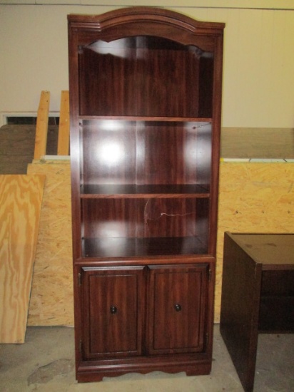 Arch Top Wood Display Cabinet