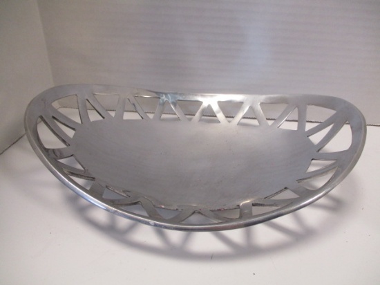 Oval Chrome Dish With Punched Triangle Rim