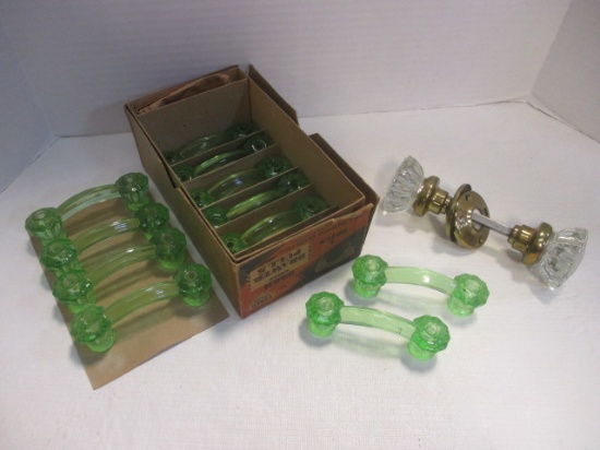 Set Of 12 New Old Stock Technical Glass Co., Inc. Green Drawer Pulls