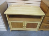 Natural Maple Wood TV Stand