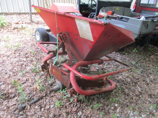 Lely Pull Behind Spreader