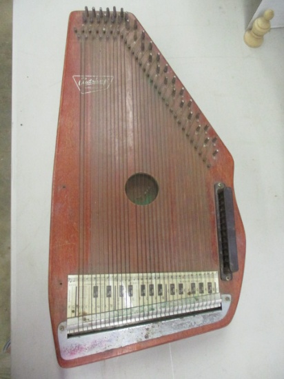 Oscar Schmidt Autoharp