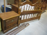 Full/Queen Spindle Headboard & Footboard With Rails