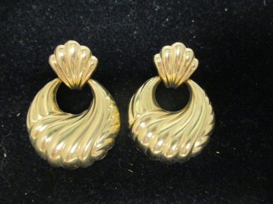 14k Gold Shell Earrings