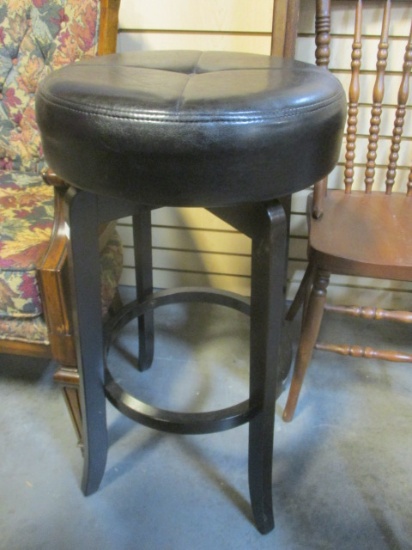 Hillsdale Furniture Swivel Barstool With Faux Leather Seat