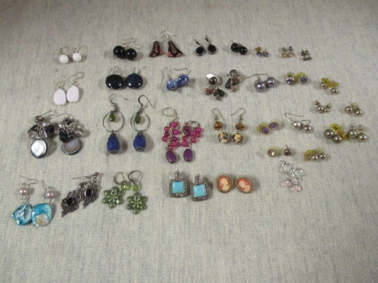 Lot of Pierced Earrings