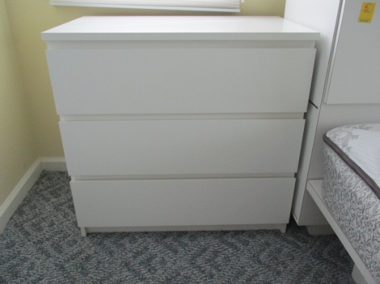 European Modern Style White Laminate 3 Drawer Chest