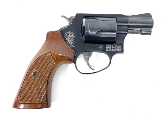 Excellent Smith & Wesson M 37-2 .38 Chief’s Special Airweight Revolver