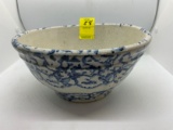 VINTAGE BLUE AND WHITE SPONGE WARE BOWL