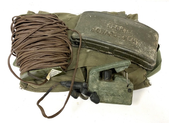 Rare USGI M18A1 Antipersonnel Mine / M-33 Apers Mine (Claymore) Inert Trainer Kit