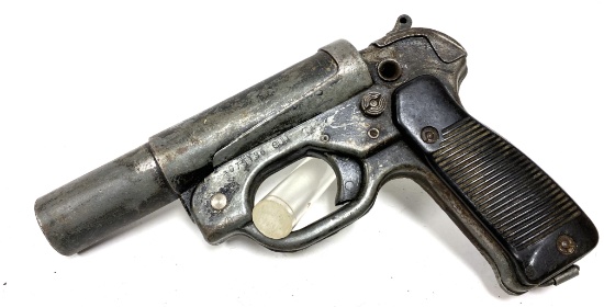 German WWII Leuchtpistole 42 Signal Flare Pistol LP-42 by euh