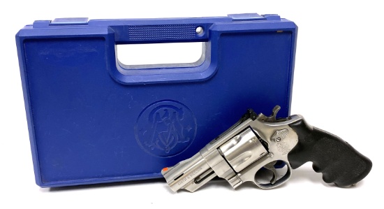 Excellent Smith & Wesson Model 629-4 Trail Boss .44 Magnum Magna-Ported Revolver in Case