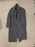 1982 All Weather Men’s Black Coat with Removable Faux Fur Liner - Size 44L