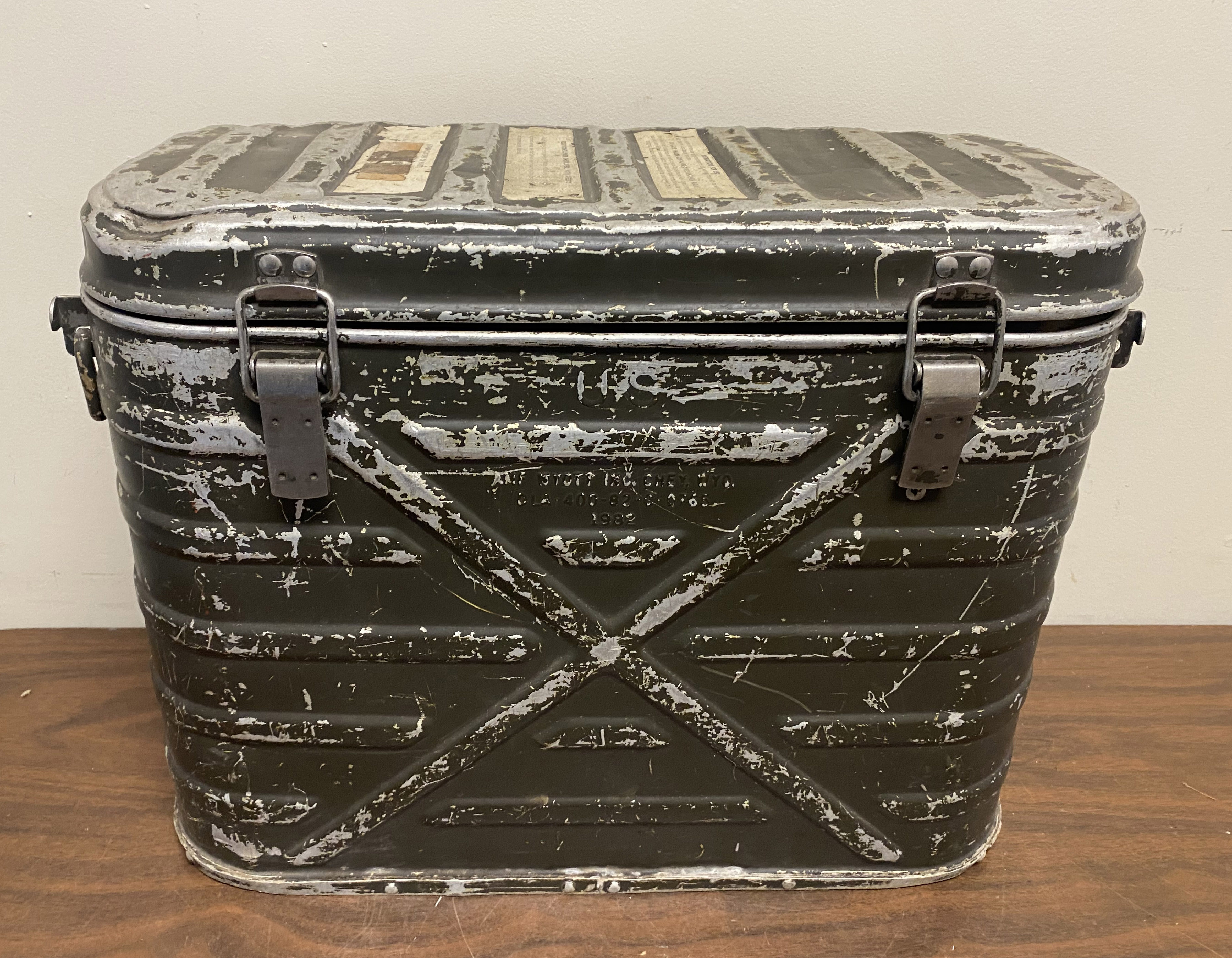 Vintage 1982 Mermite AMF Wyatt US Military Cooler Proxibid - Main Image