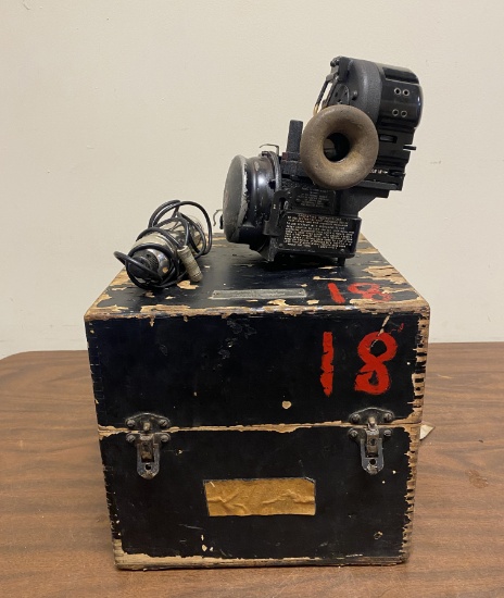 Original US WWII USAAF Bomber Bubble Sextant AN-5851-1 in Transit Case