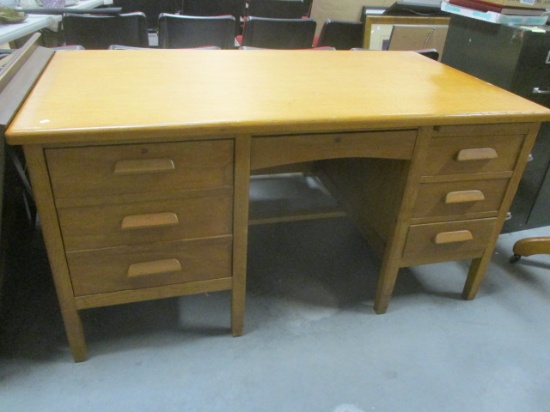 Oak 4 Drawer Heavy Desk with built in stand